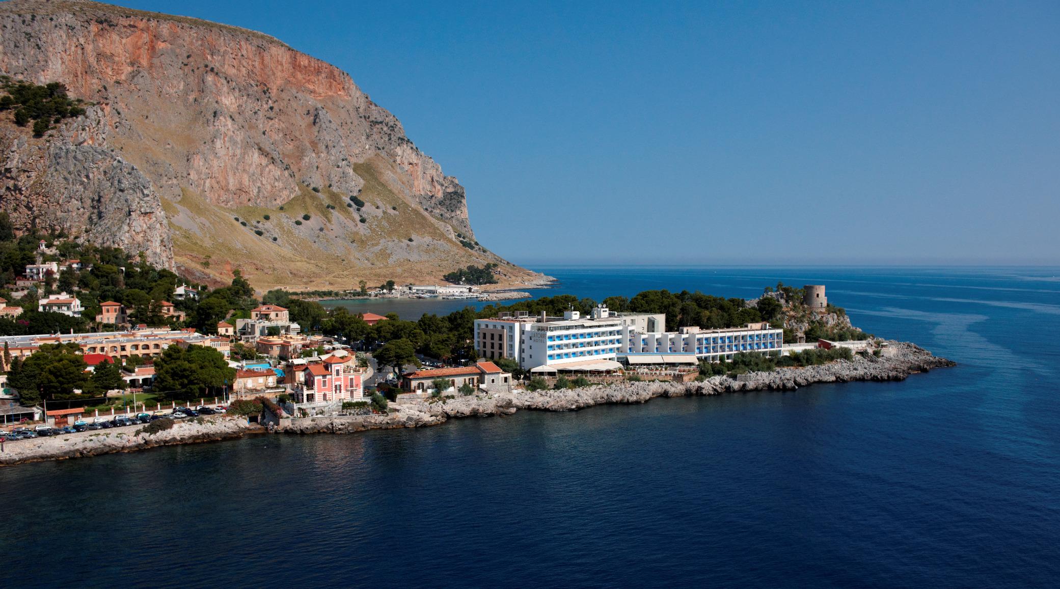 Splendid Hotel La Torre Мондело Екстериор снимка