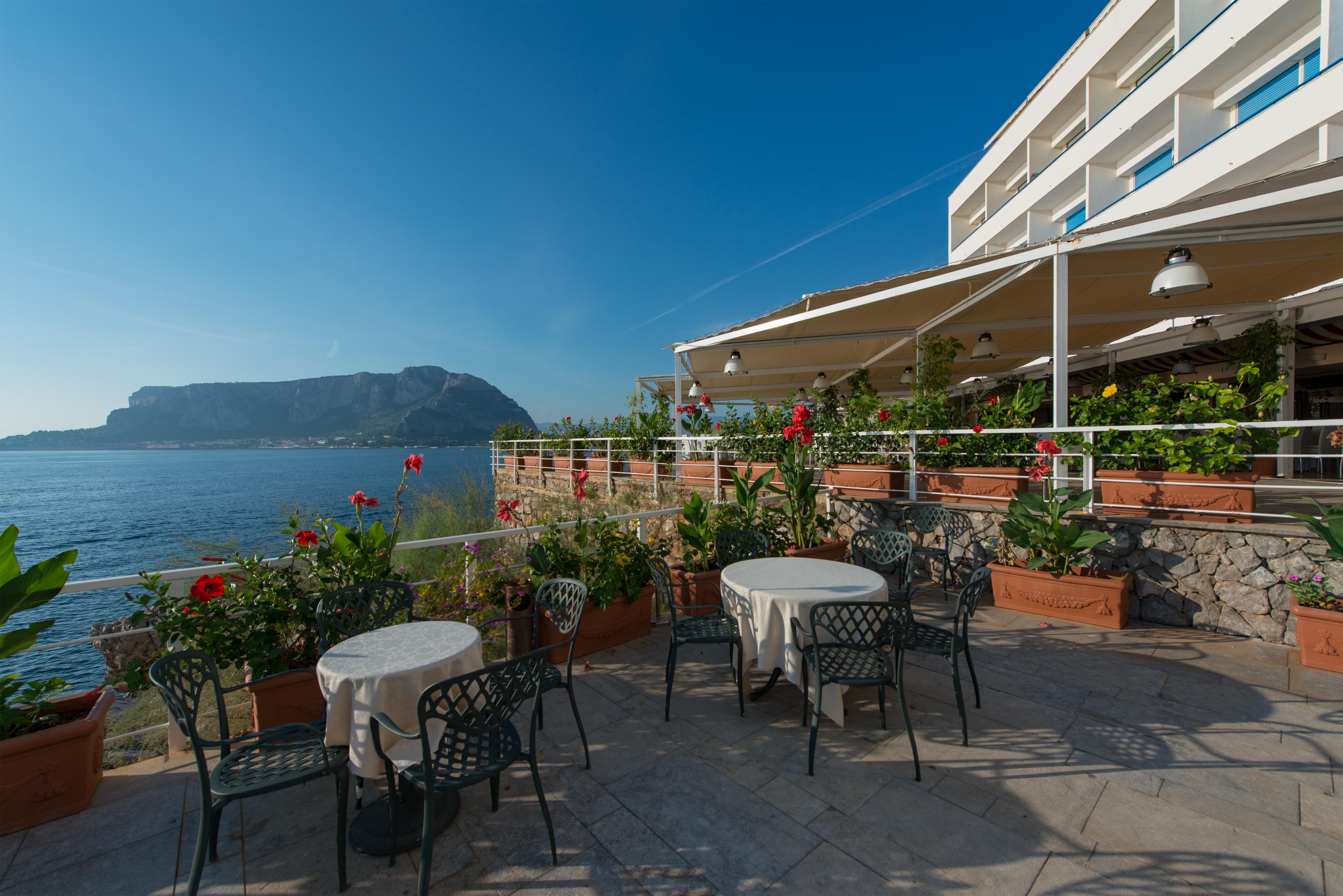 Splendid Hotel La Torre Мондело Екстериор снимка