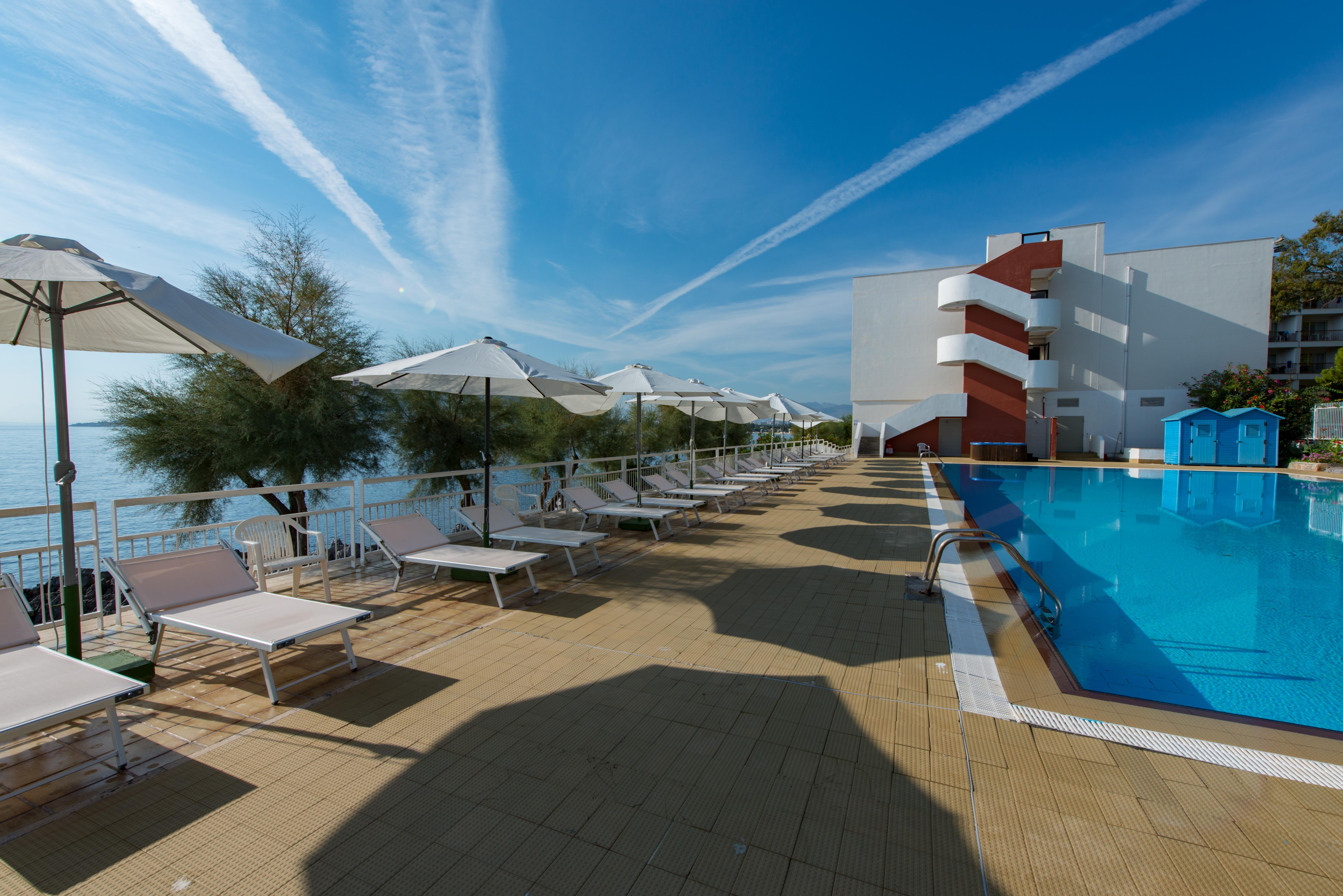 Splendid Hotel La Torre Мондело Екстериор снимка
