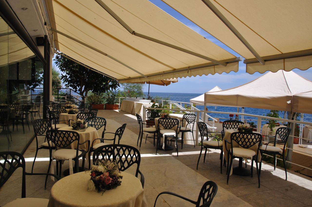 Splendid Hotel La Torre Мондело Екстериор снимка